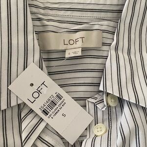 Loft women’s blouse, NWT size S. Pin strip ties at waist.